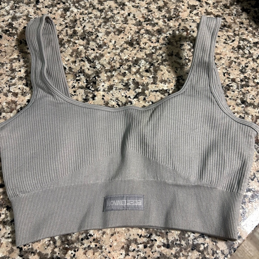 Fashion Nova Gray Ribbed Sports Bra